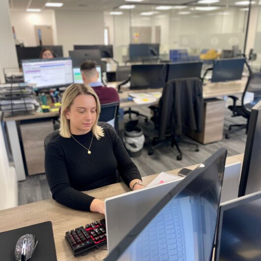 Woman administrative professional at SDU Telecoms